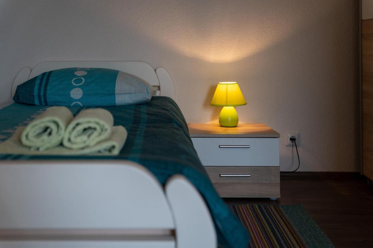 Apartments Oliva Πόρετς Εξωτερικό φωτογραφία