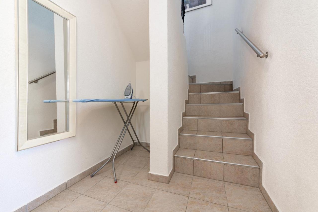 Apartments Oliva Πόρετς Εξωτερικό φωτογραφία