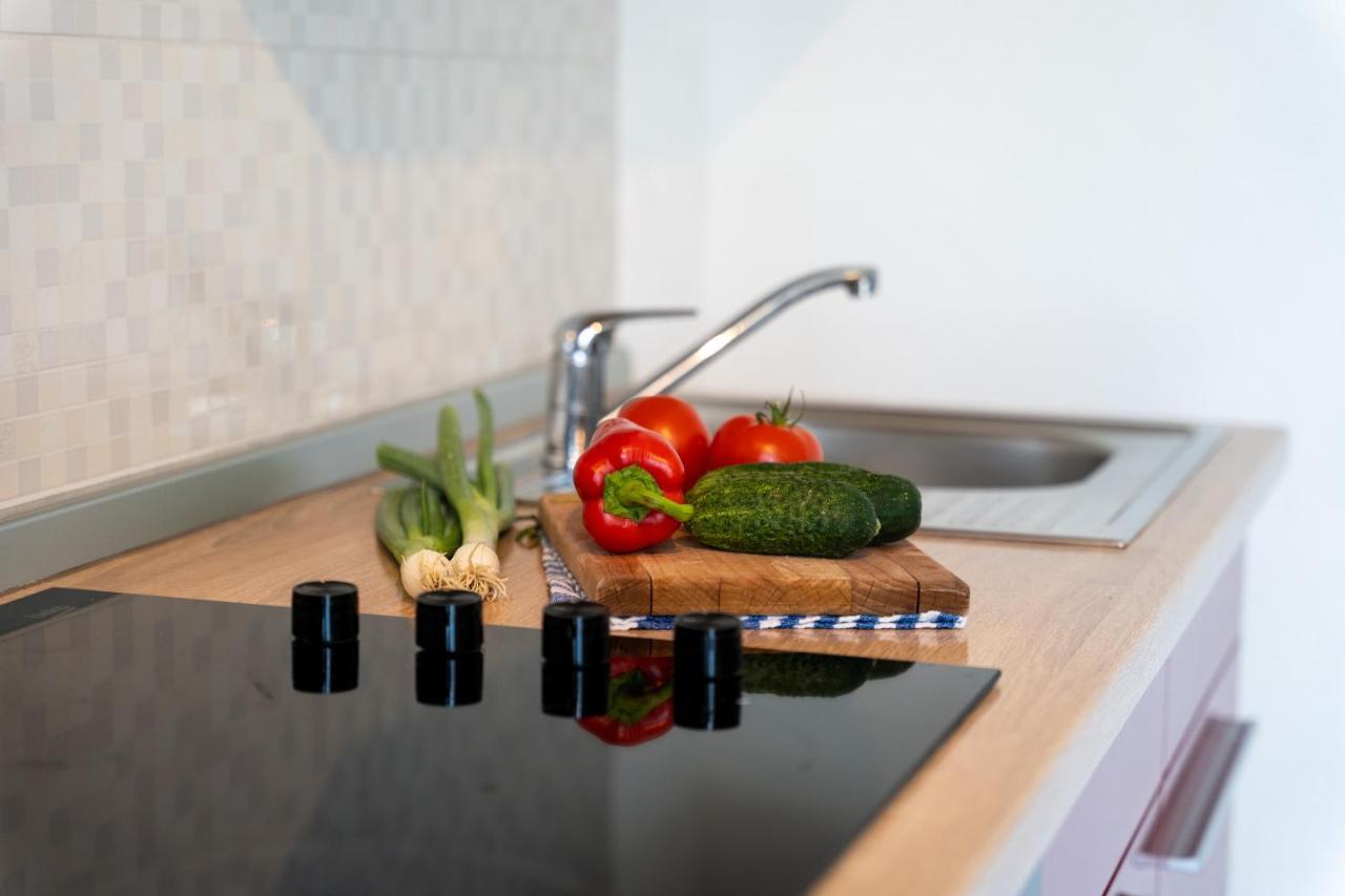 Apartments Oliva Πόρετς Εξωτερικό φωτογραφία