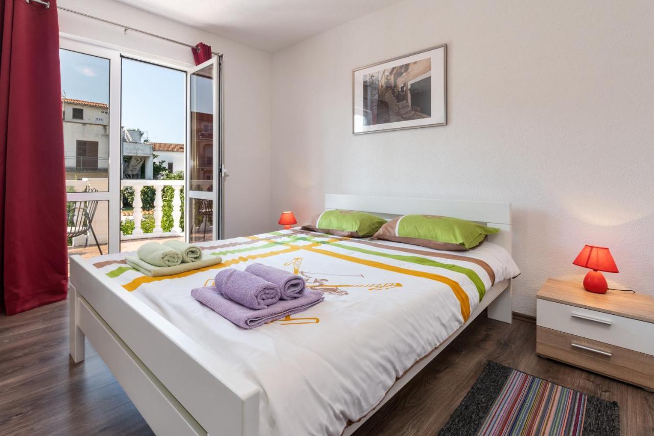 Apartments Oliva Πόρετς Εξωτερικό φωτογραφία